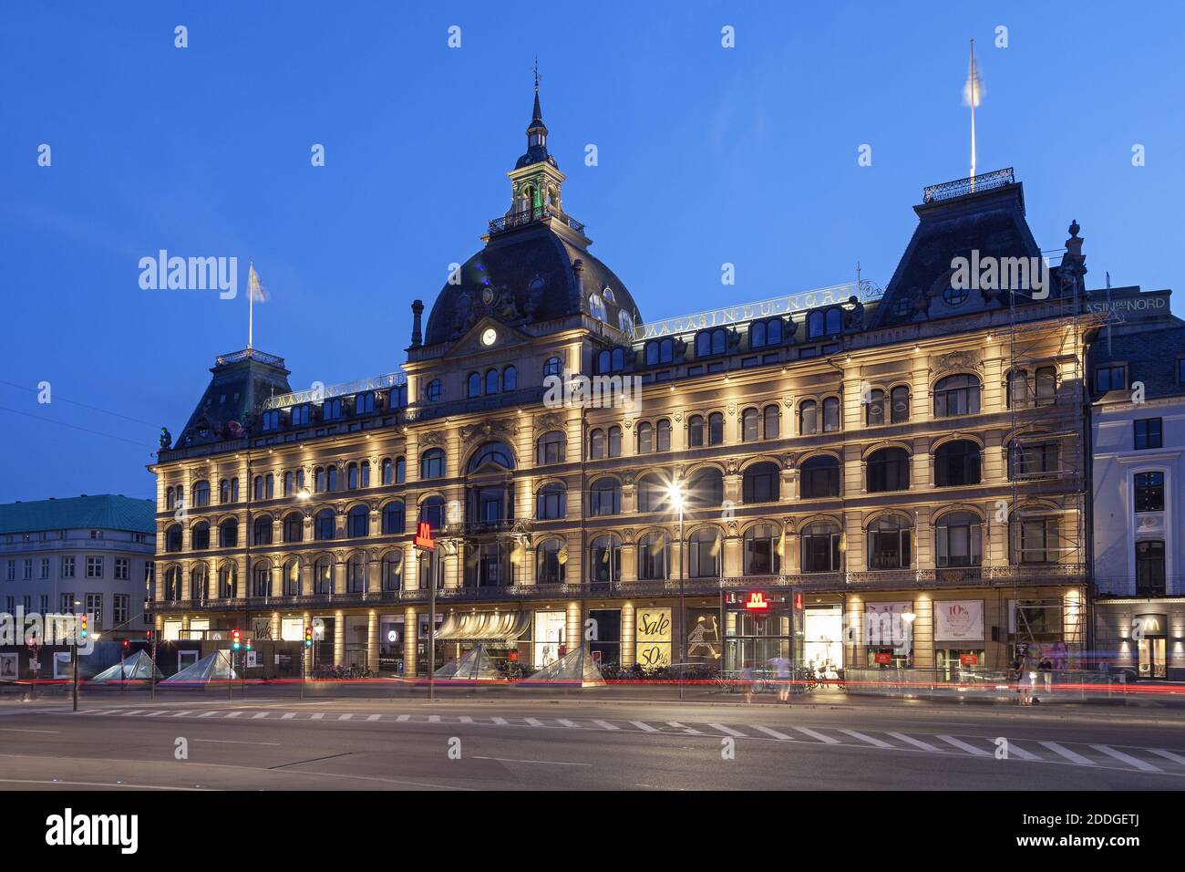 geography / travel, Denmark, Copenhagen, Magasin you North on the Kongens Nytorv in Copenhagen, Additional-Rights-Clearance-Info-Not-Available Stock Photo