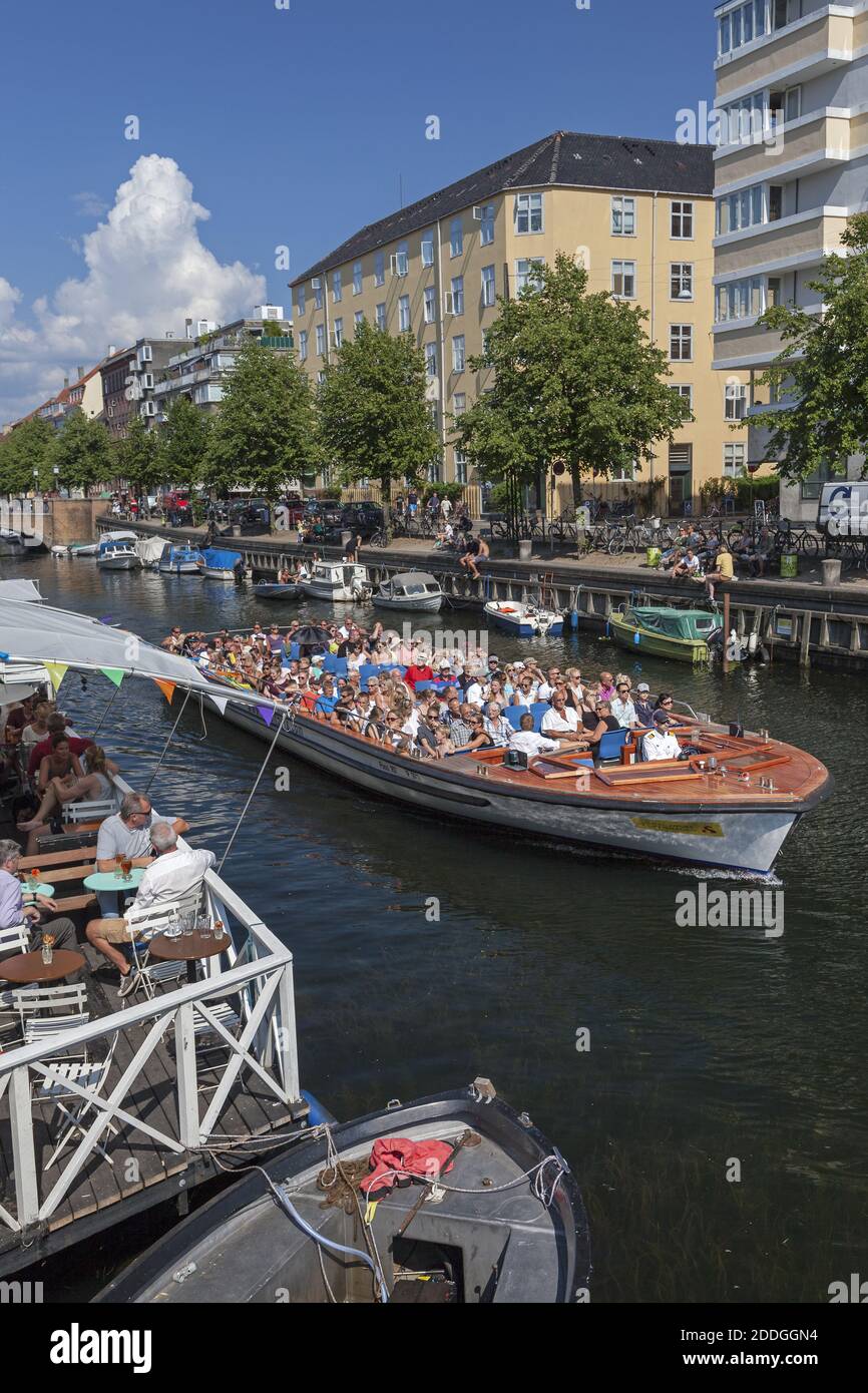 geography / travel, Denmark, Copenhagen, canal tour on deme Christianshavns conduit in Copenhagen, Additional-Rights-Clearance-Info-Not-Available Stock Photo