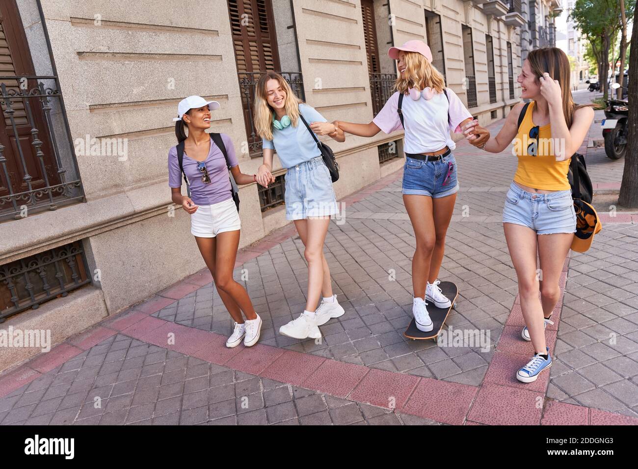 Chicas casual sale