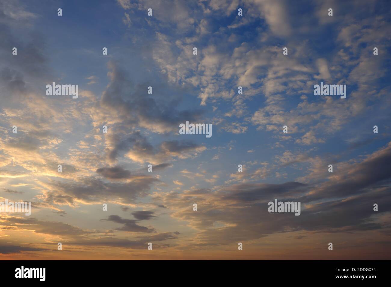 Dramatic sunset sky. Cloudy sky as a background Stock Photo - Alamy