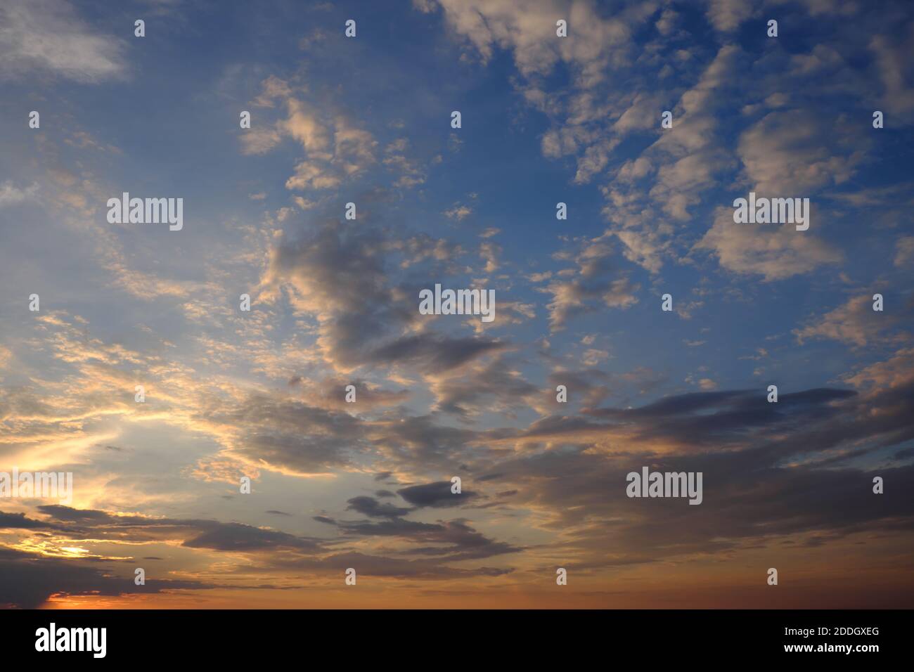 Dramatic sunset sky. Cloudy sky as a background Stock Photo - Alamy