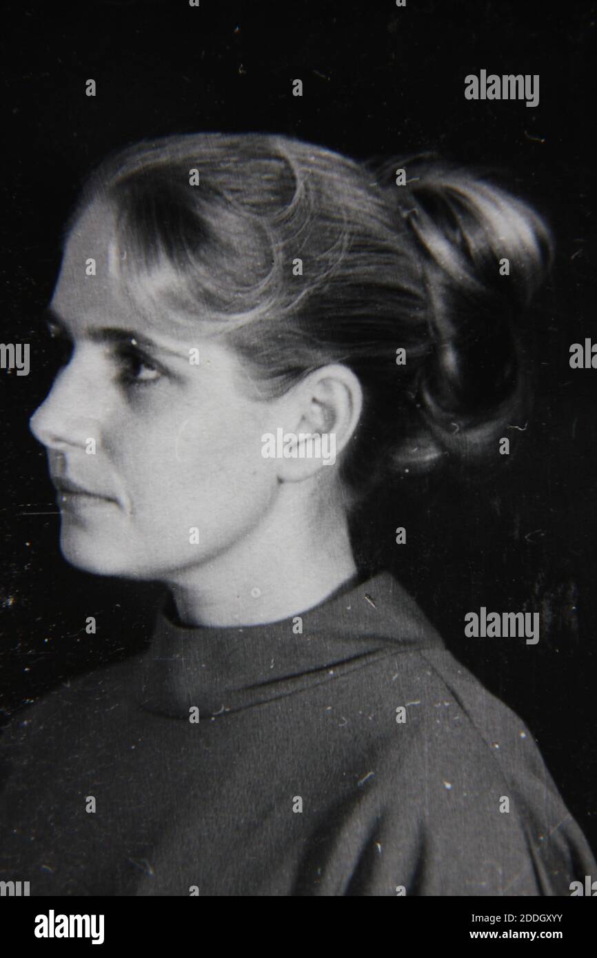 Fine 1970s vintage black and white photography of a head shot of a ...