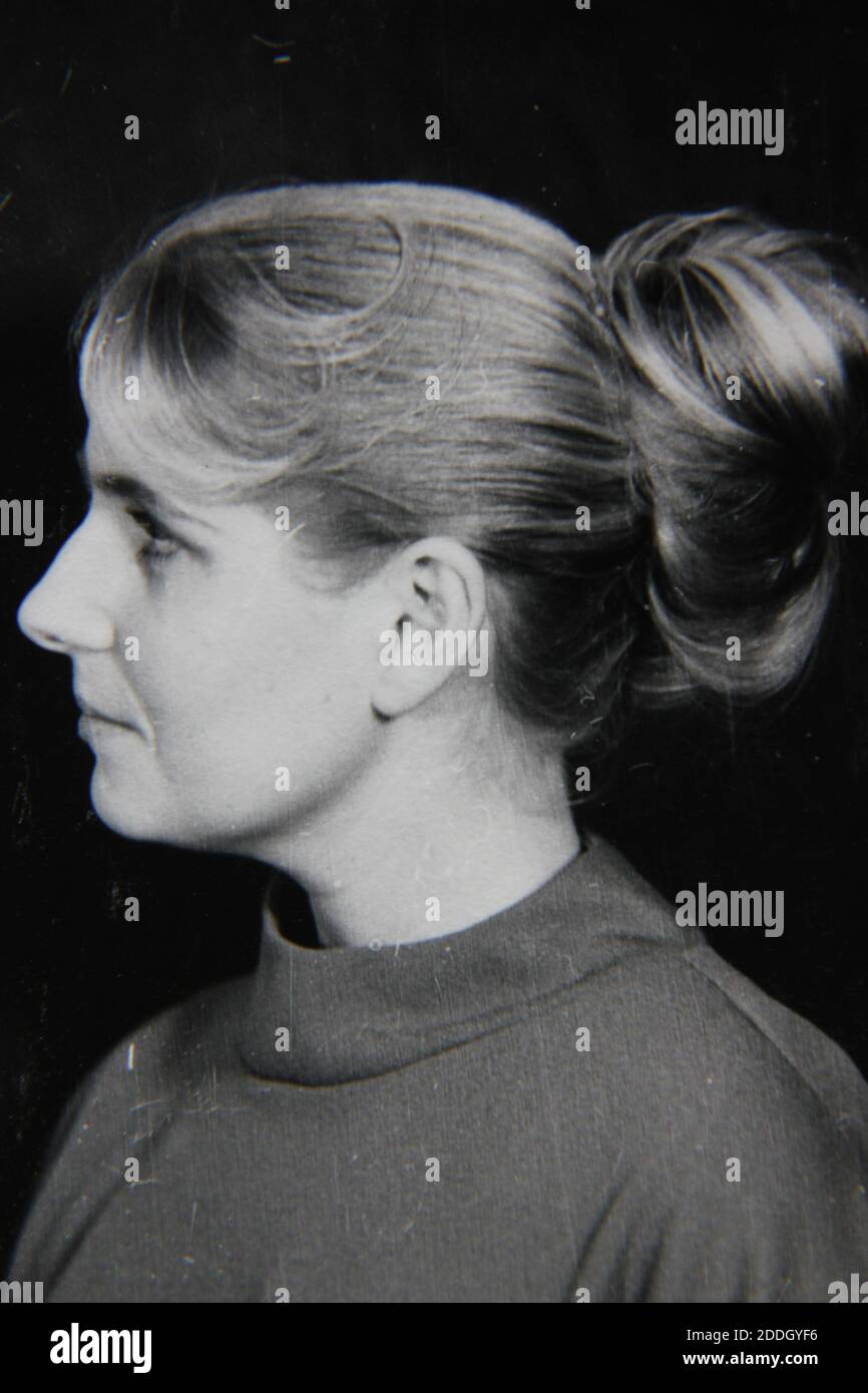 Fine 1970s vintage black and white photography of a head shot of a ...