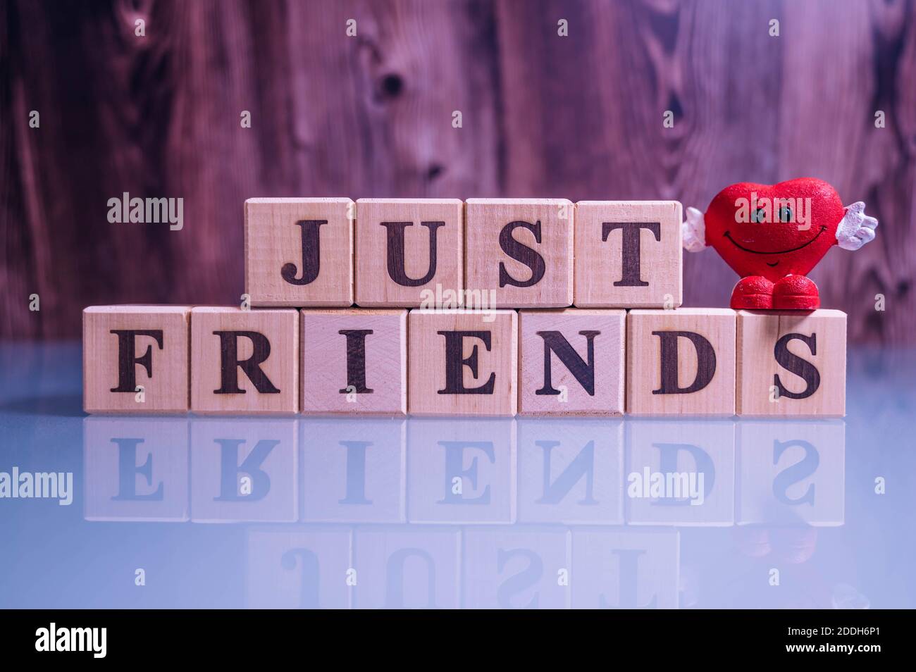 Just friends ryan reynolds hi-res stock photography and images - Alamy