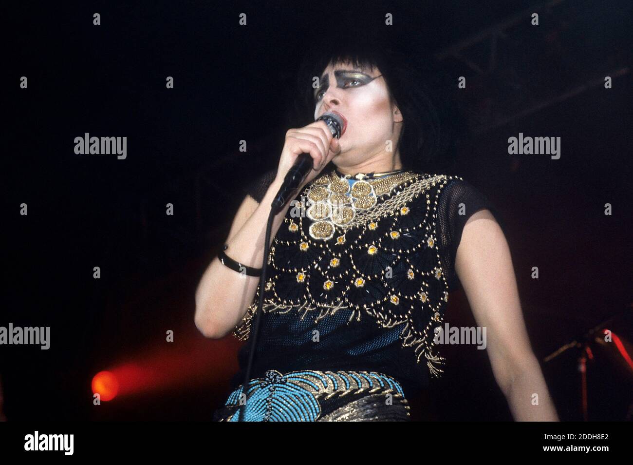 Siouxsie Sioux From Siouxsie And The Banshees Live At Hammerswithh Palais London June 24 1984