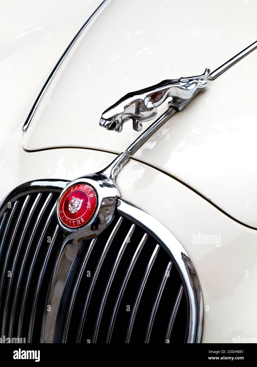 Detail of bonnet and radiator on a Jaguar Mark 2 3.4 Litre a mid sized luxury sports saloon car produced in Coventry England from 1959 until 1967. Stock Photo