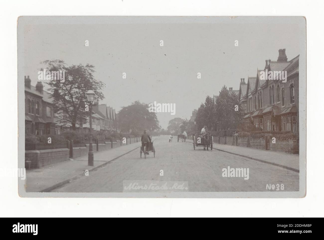 Postcard, Minstead Road, Erdington, Birmingham, 1912 Topographical Views, Topographical Views, Suburban, Transport, Bicycle, Birmingham history, Postcard, Transport, Cart Stock Photo