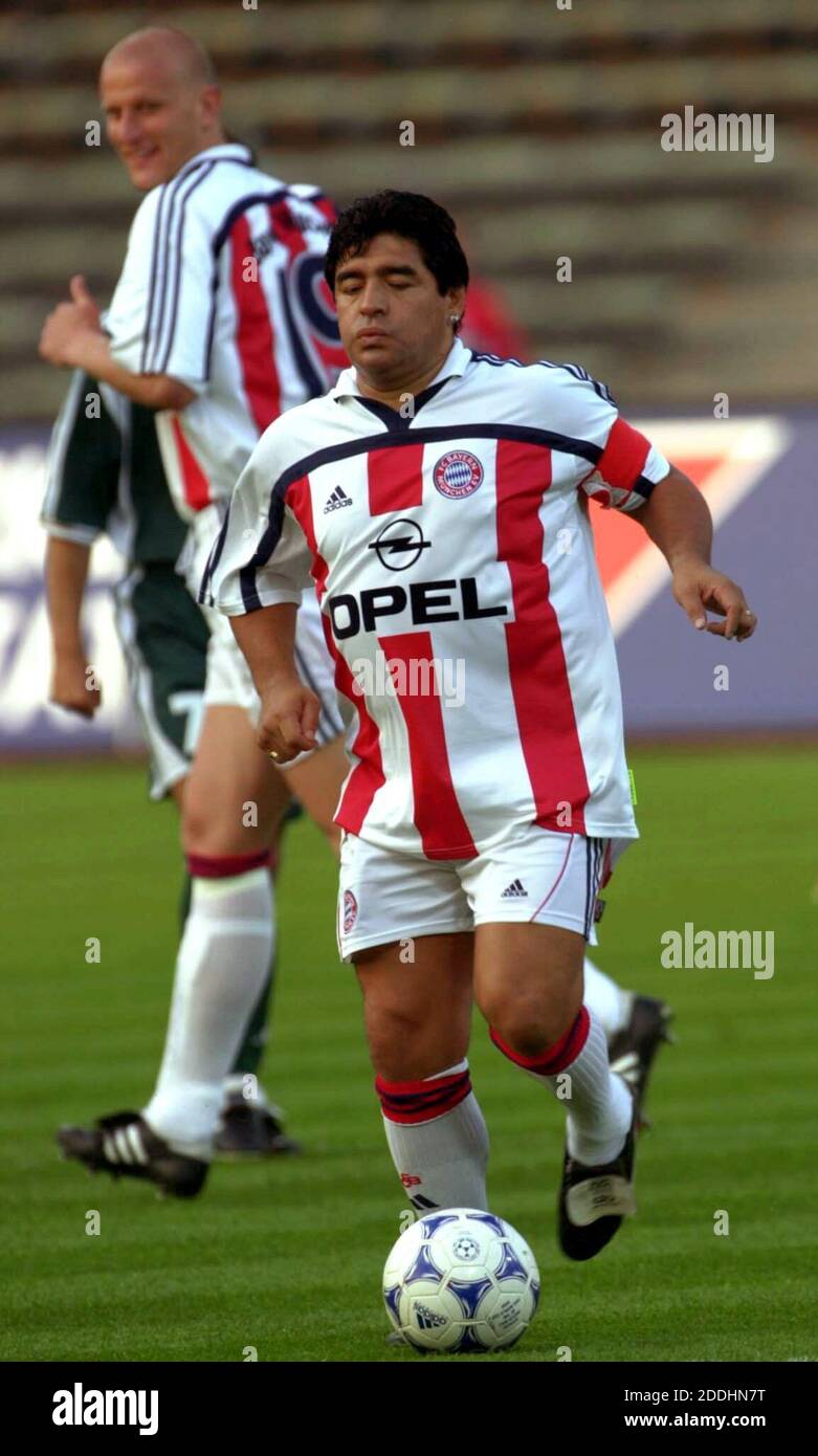 The 39-year-old former Argentine soccer star Diego Armando Maradona (front)  in action on May 26th, 2000 in the Munich Olympic Stadium, where he was  captain of the Bayern team for 43 minutes