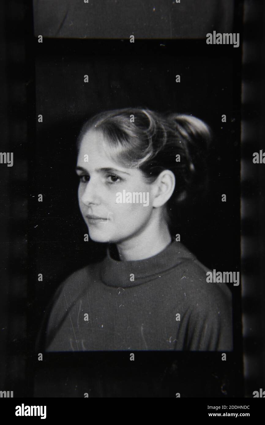 Fine 1970s vintage black and white photography of a head shot of a ...