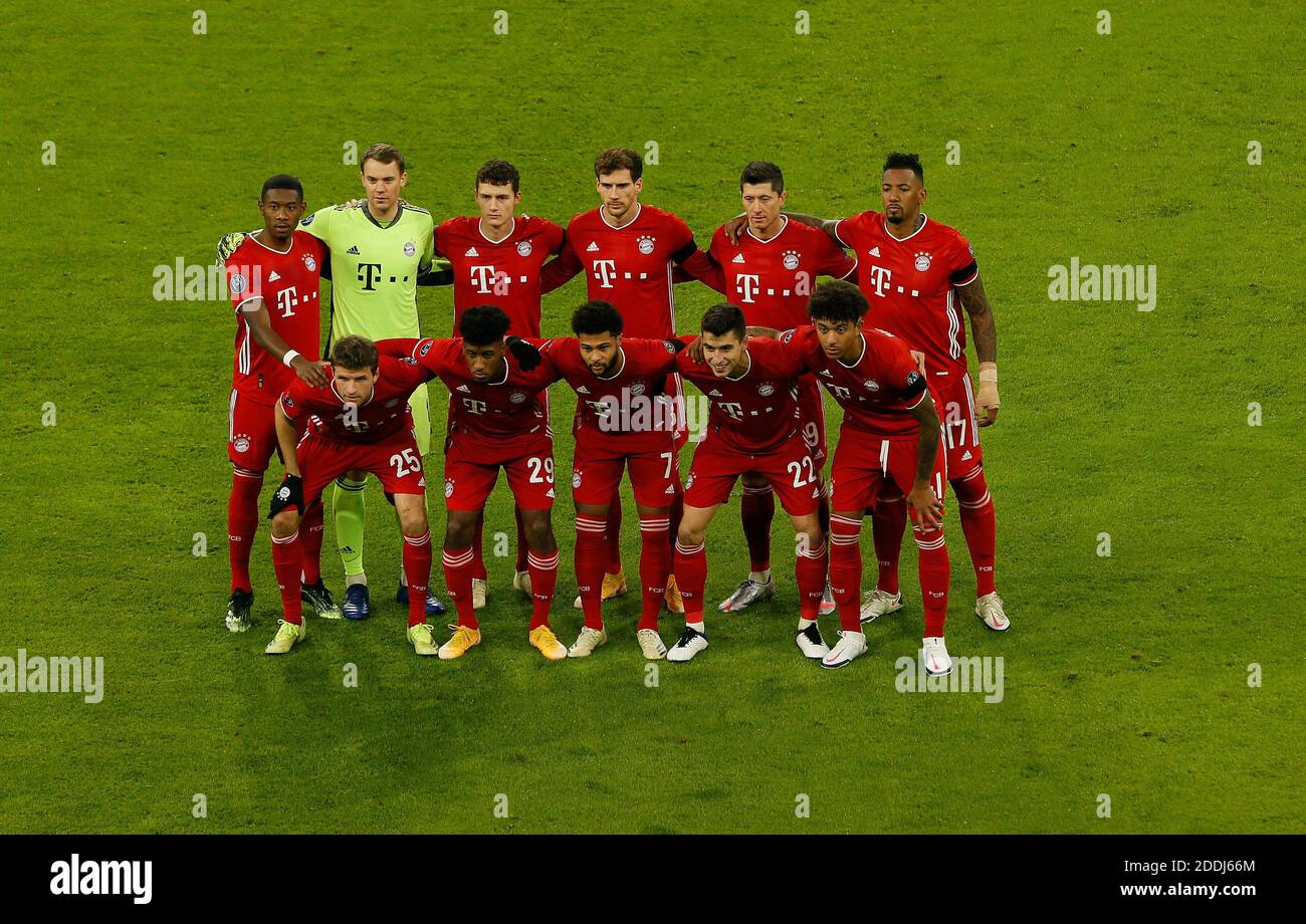 Munich, Deutschland. 25th Nov, 2020. firo: 25.11.2020, football, Champions  League, season 2020/2021, 4th group game, FC Bayern Munich - FC Red Bull  Salzburg team photo, FC Bayern Munich, FCB, Munchen, Muenchen,