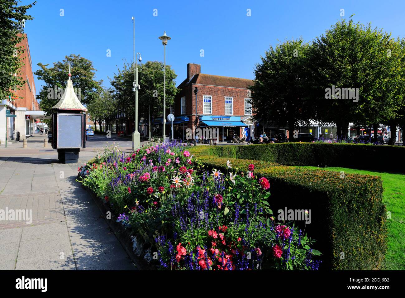 Howard Centre Welwyn Garden City High Resolution Stock Photography And Images Alamy