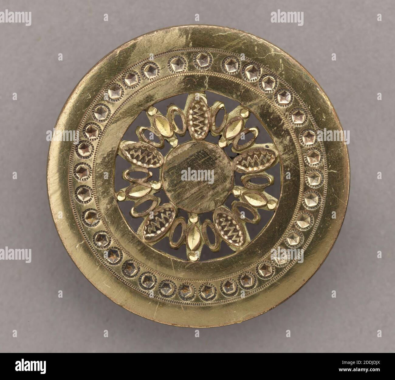 Gilt Button, 17701800, Coppergilt button with concentric designs