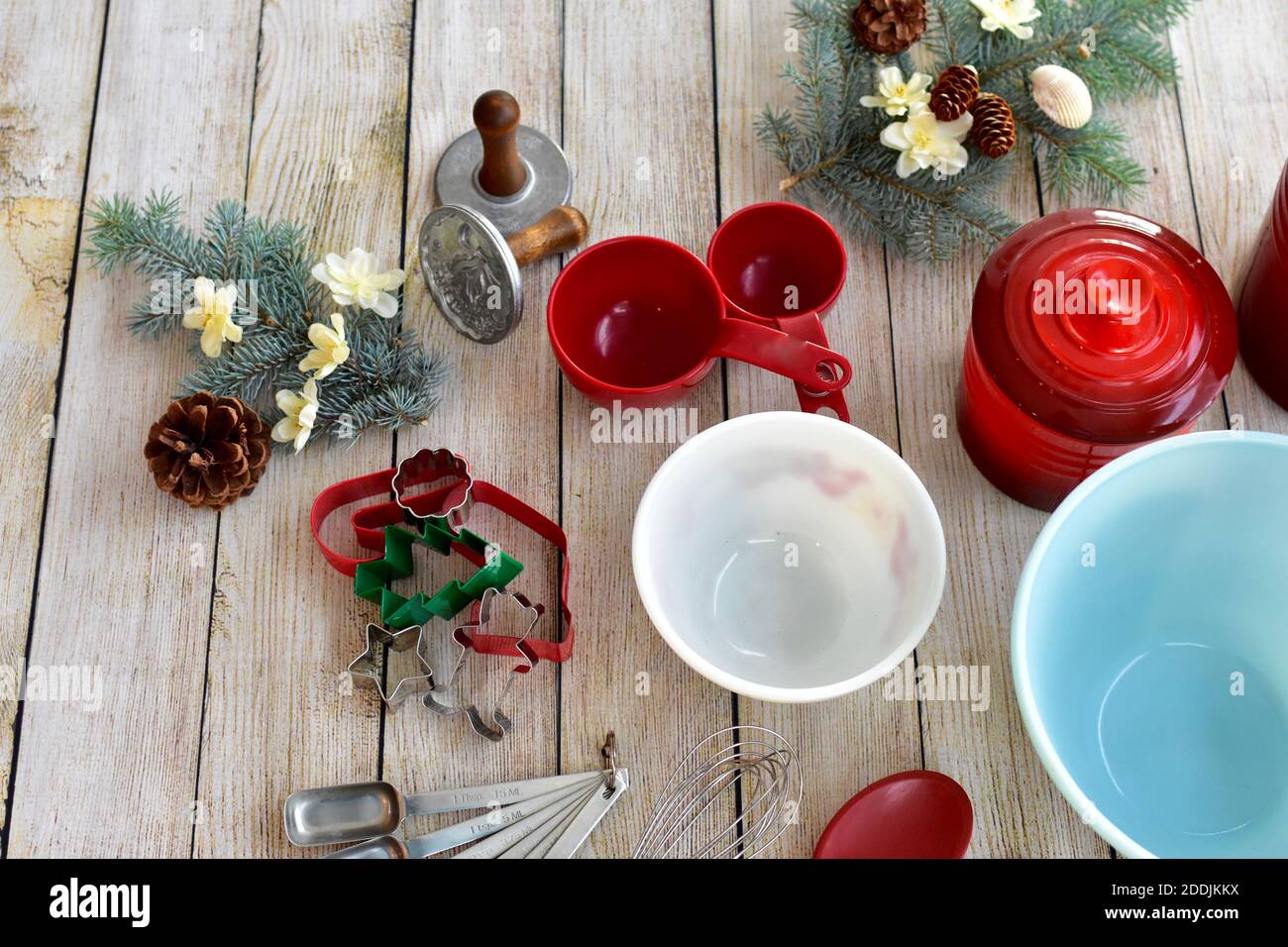 https://c8.alamy.com/comp/2DDJKKX/festive-holiday-seasonal-cookie-and-baking-equipment-and-supplies-to-make-delicious-gourmet-christmas-season-treats-and-gifts-for-friends-and-family-2DDJKKX.jpg