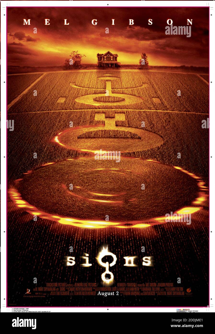Poster, 'Signs' (2002)  Photo credit: Touchstone / The Hollywood Archive / File Reference # 34078-0328FSTHA Stock Photo
