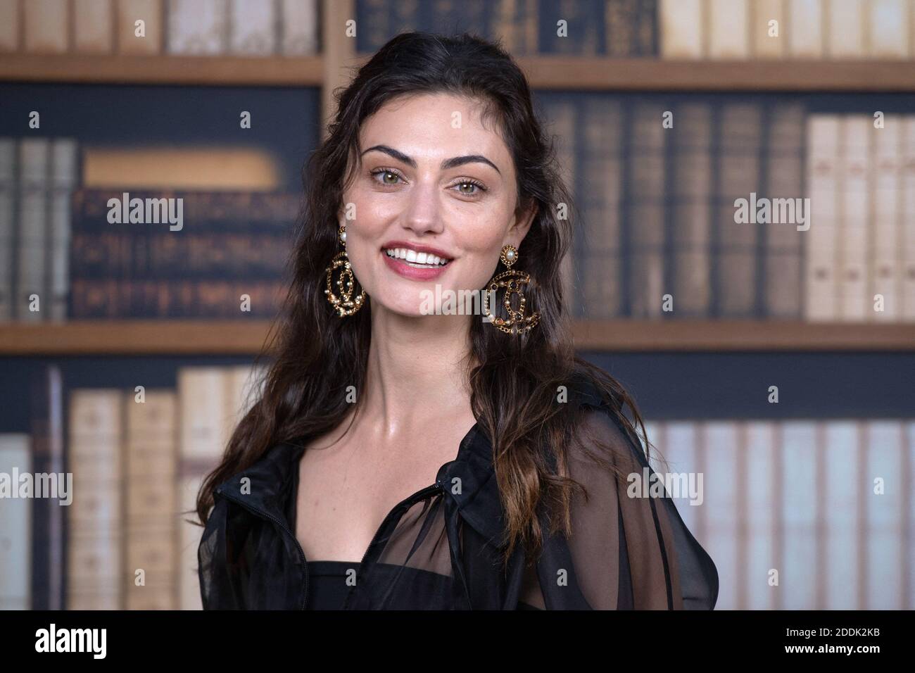 Phoebe Tonkin attending the Chanel show as part Paris Haute Couture  Fall/Winter 2019/2020 in Paris, France on July 02, 2019. Photo by Aurore  Marechal/ABACAPRESS.COM Stock Photo - Alamy