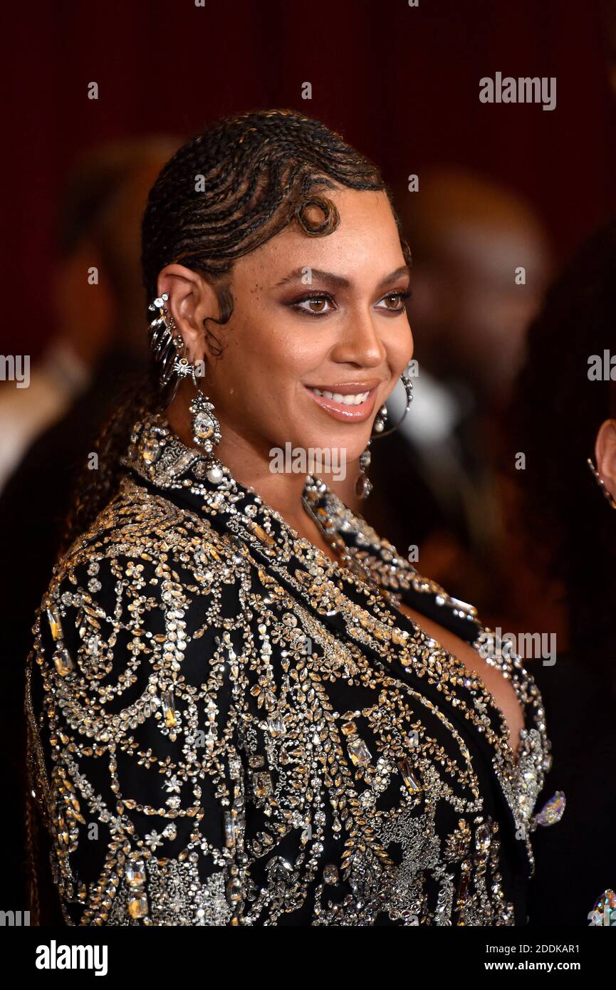 Beyoncé attends the world premiere of Disney's