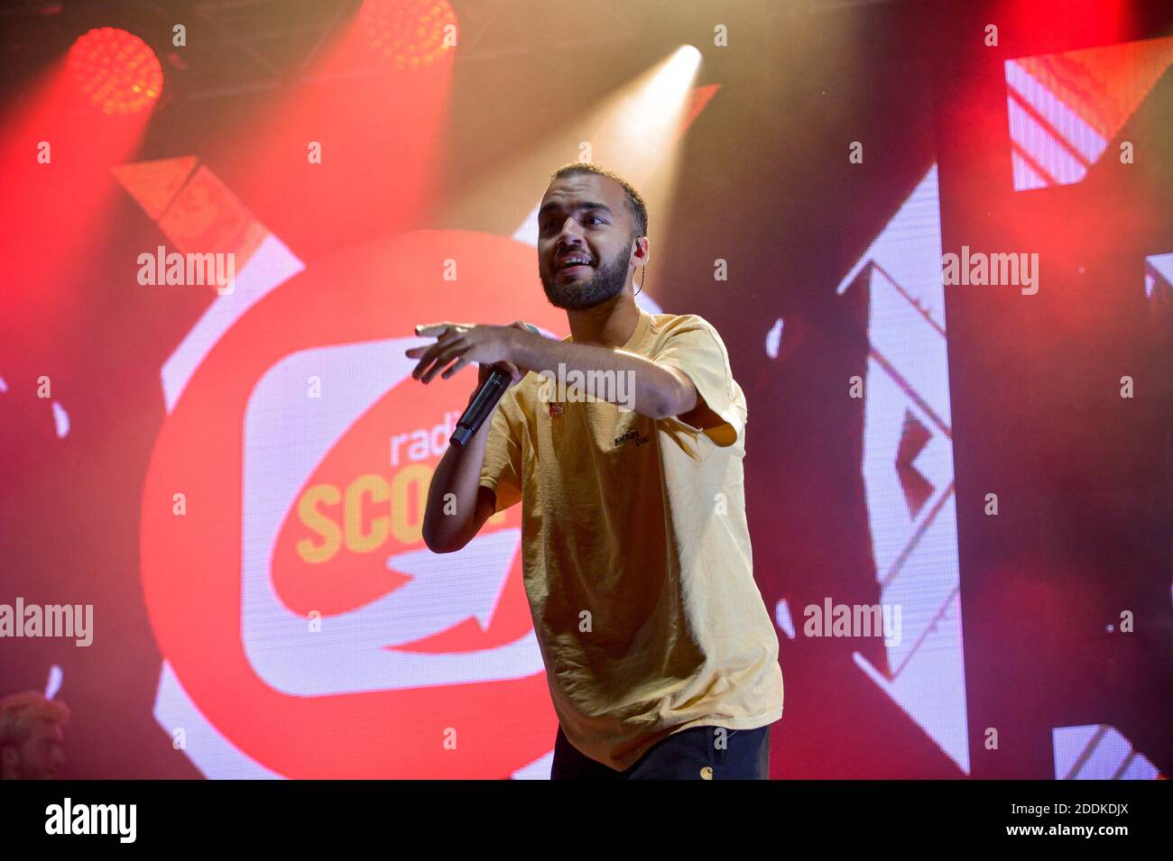 Big Flo & Oli performing live on stage during Radio Scoop Music Tour