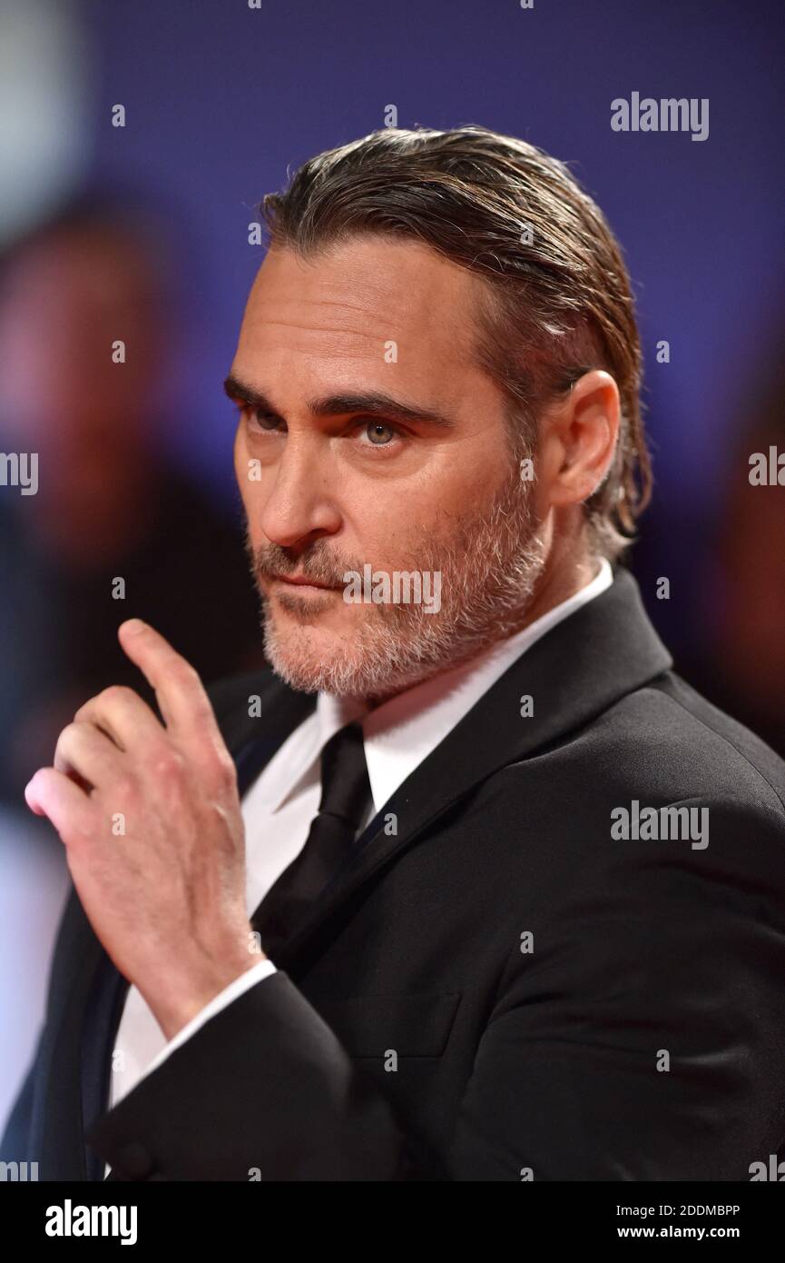 joaquin phoenix joker premiere