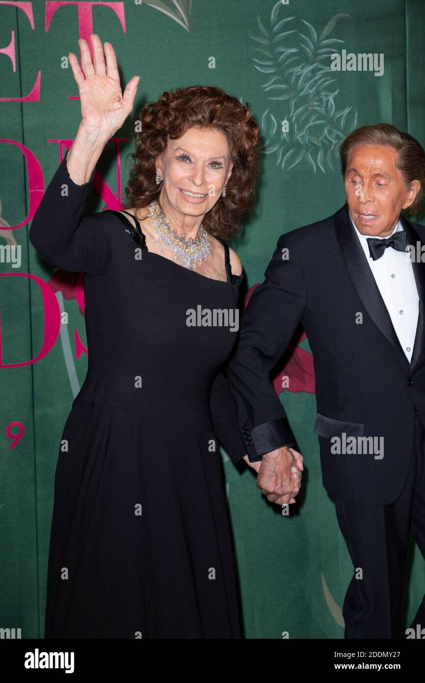 Sophia Loren and Valentino Garavani attend the Green Carpet Fashion Awards  during the Milan Spring/Summer 2020 Fashion Week on September 22, 2019 in  Milan, Italy. Photo by Marco Piovanotto/ABACAPRESS.COM Stock Photo -