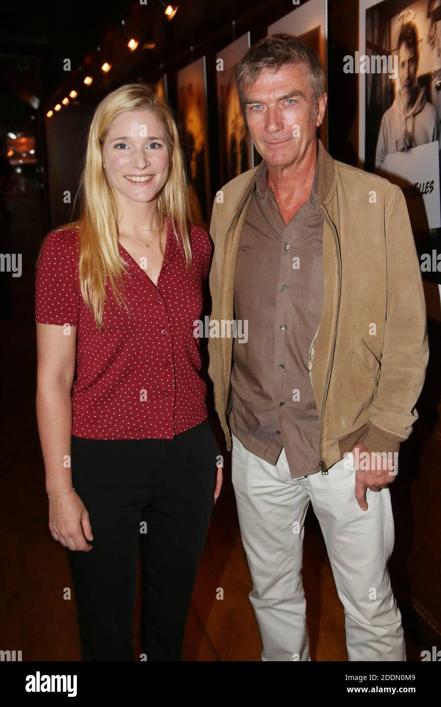Philippe Caroit Et Sa Nouvelle Compagne 2022 Le paris bar hi-res stock photography and images - Page 34 - Alamy
