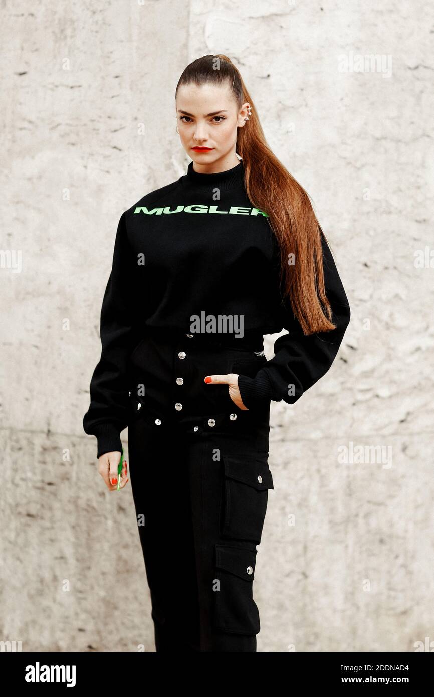 Street style, Claire Laffut arriving at Mugler Spring-Summer 2020 ready