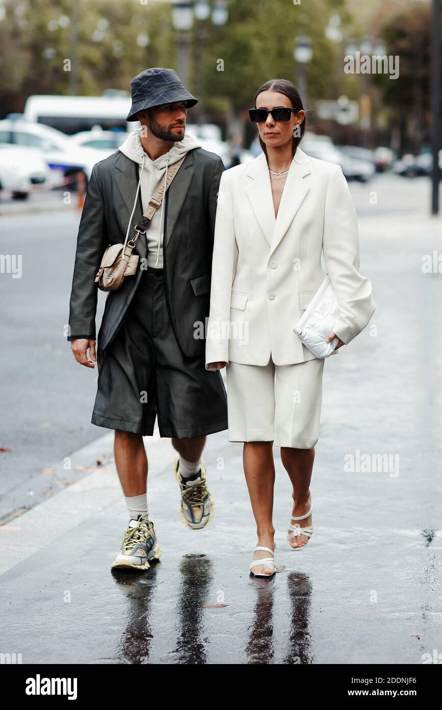 Street style, Alice Barbier and JS Roques (J aime tout chez toi) arriving at Maison Margiela Spring-Summer 2020 ready-to-wear show, held at Grand Palais, Paris, France, on September 25, 2019. Photo by Marie-Paola Bertrand-Hillion/ABACAPRESS.COM Stock Photo