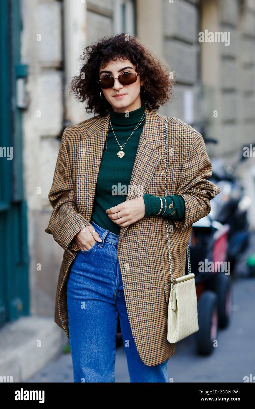 Street style, Luna (preteapartir) arriving at APC Spring-Summer 2020  ready-to-wear show, held at Rue Cassette, Paris, France, on September 30,  2019. Photo by Marie-Paola Bertrand-Hillion/ABACAPRESS.COM Stock Photo -  Alamy