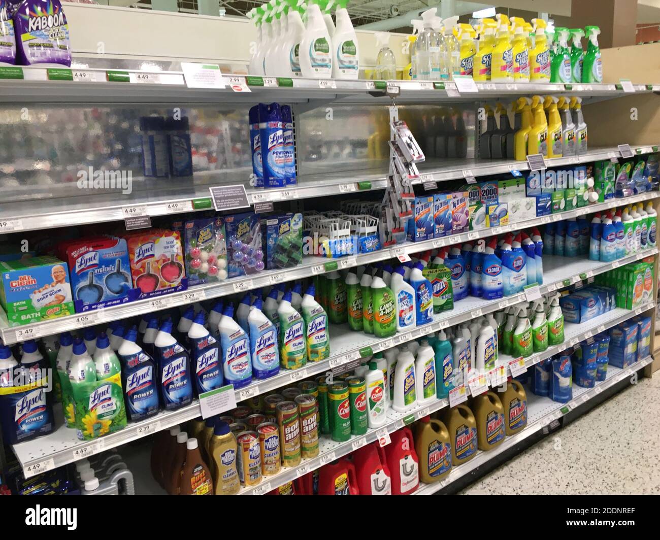 Augusta, Ga USA 11 25 20 Publix grocery store supermarket low