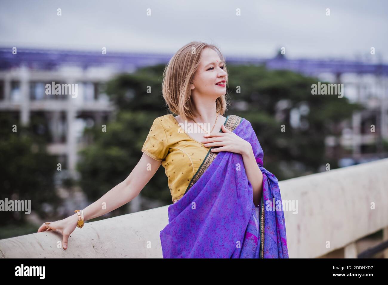A Short Girls Guide to Looking Great in a Saree  Your Sassy Guide