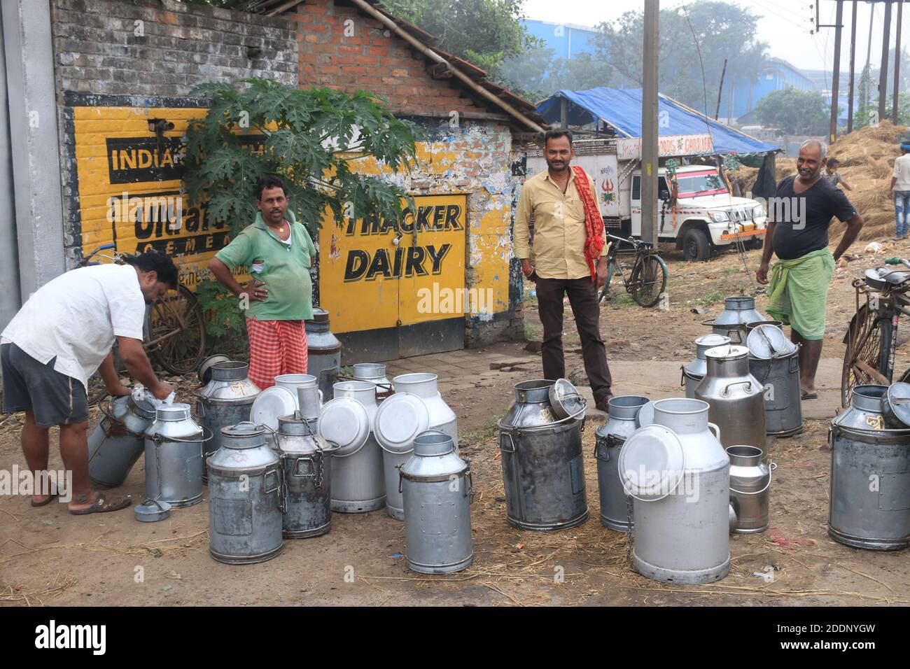 How Dairy Milk Has Improved its Environmental and Climate Impact | CLEAR  Center, image size:1300x956