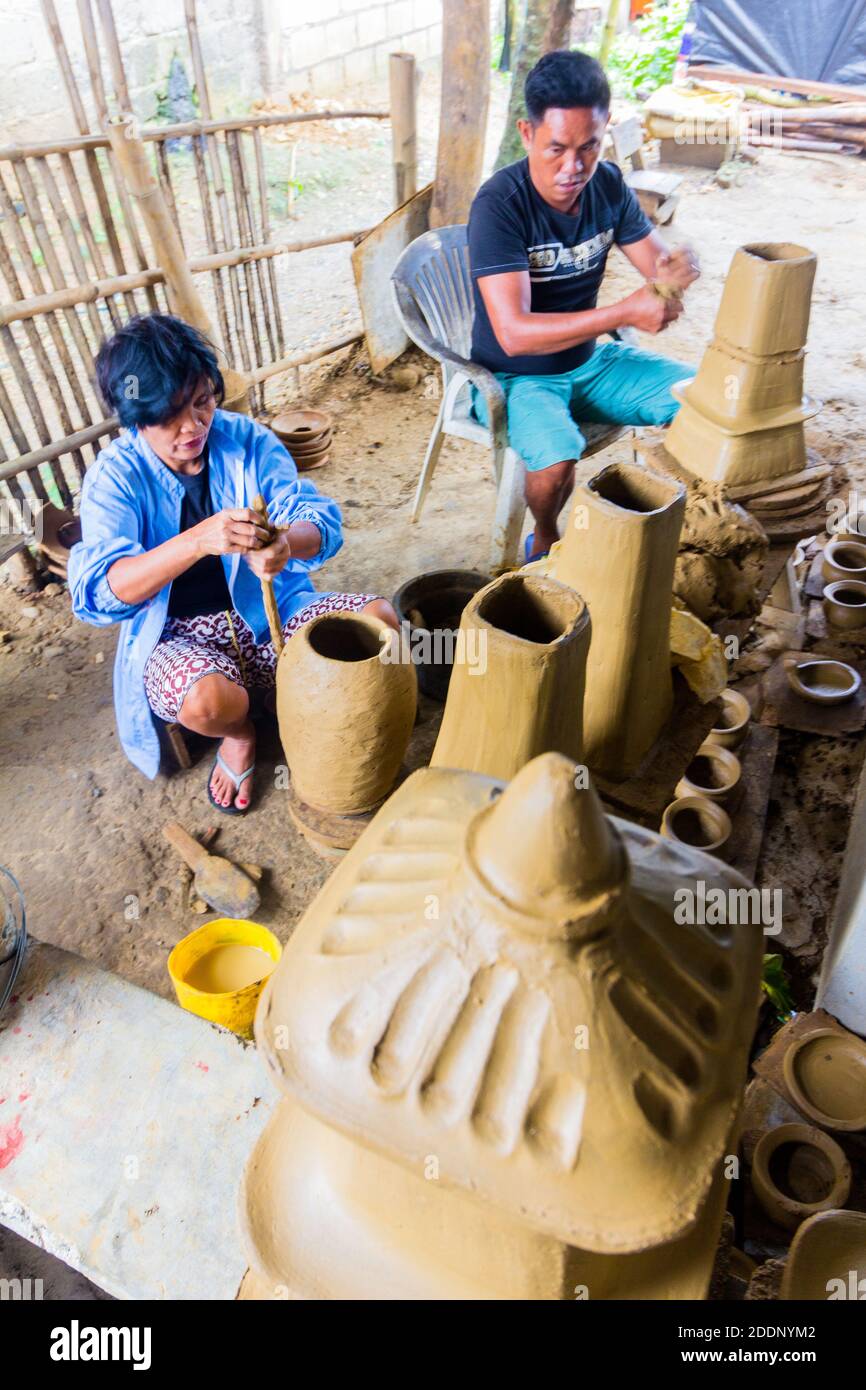 Local pottery making in Piat, Cagayan, Philippines Stock Photo