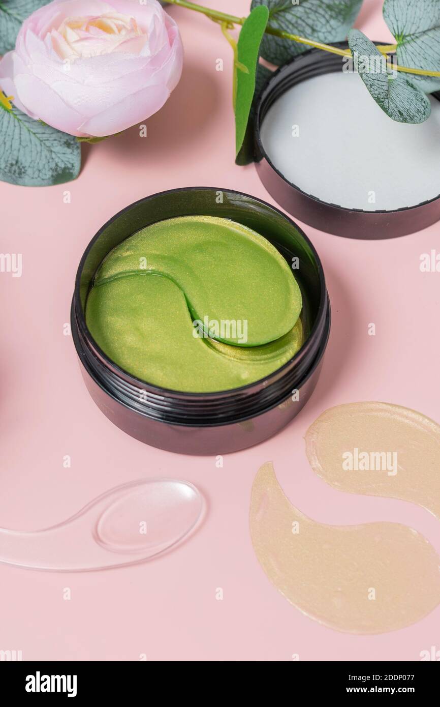 green tea eye patches to reduce puffiness and bruising under the eyes