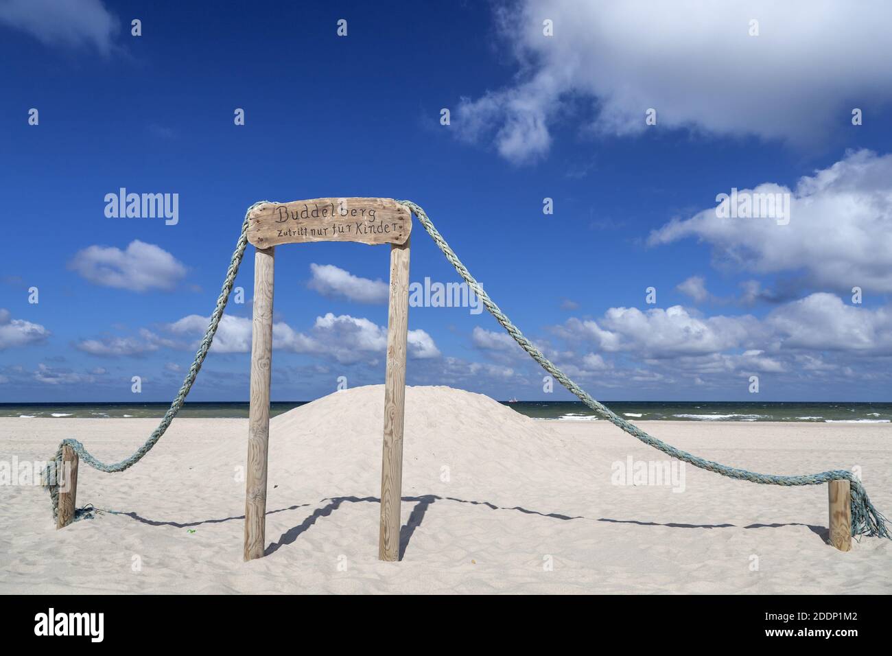geography / travel, Germany, Schleswig-Holstein, isle Sylt, Buddelberg on beach of Kampen, Additional-Rights-Clearance-Info-Not-Available Stock Photo