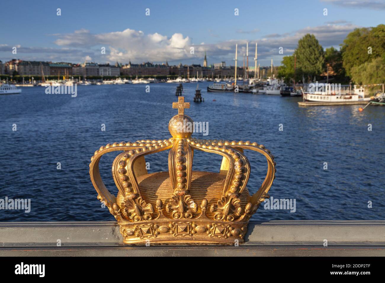 geography / travel, Sweden, Stockholm Laen, Stockholm, corona on the bridge Skeppsholmsbron with view , Additional-Rights-Clearance-Info-Not-Available Stock Photo