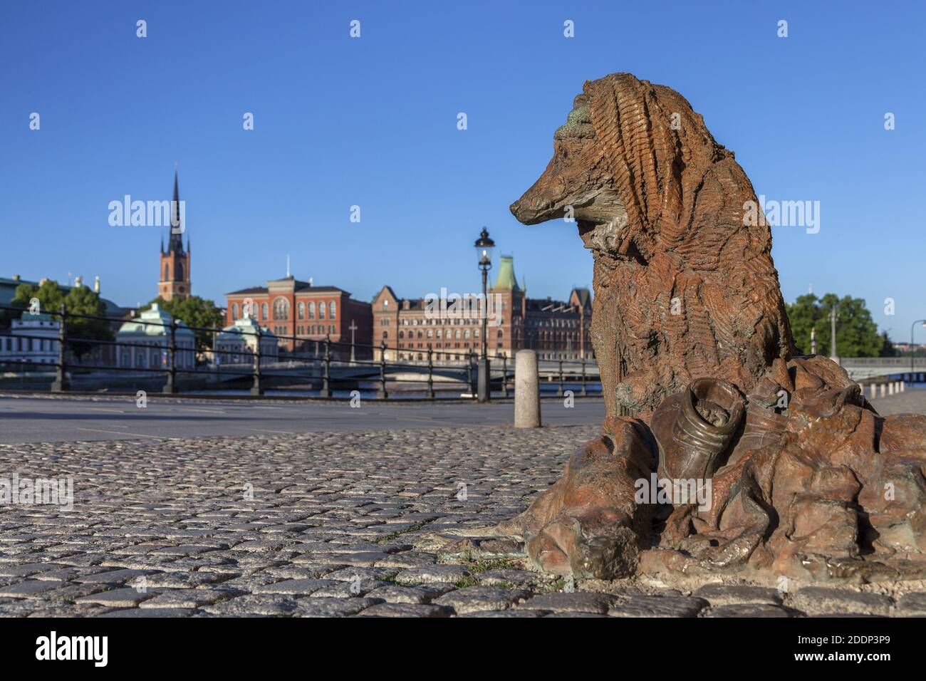 geography / travel, Sweden, Stockholm, sculpture Rag and Bone with Blanket of laura Ford post Riddarho, Additional-Rights-Clearance-Info-Not-Available Stock Photo
