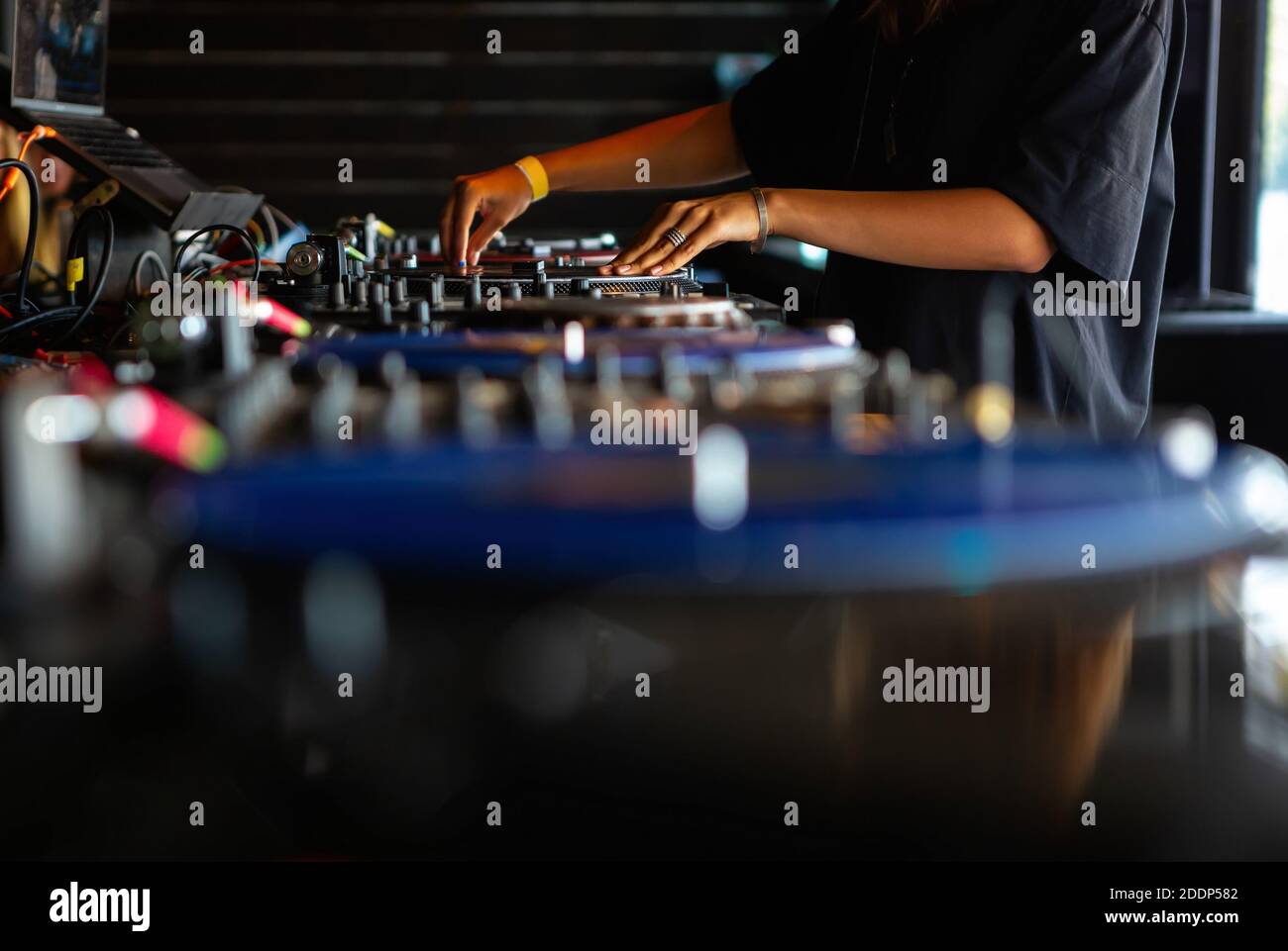 Djs setup hires stock photography and images Alamy