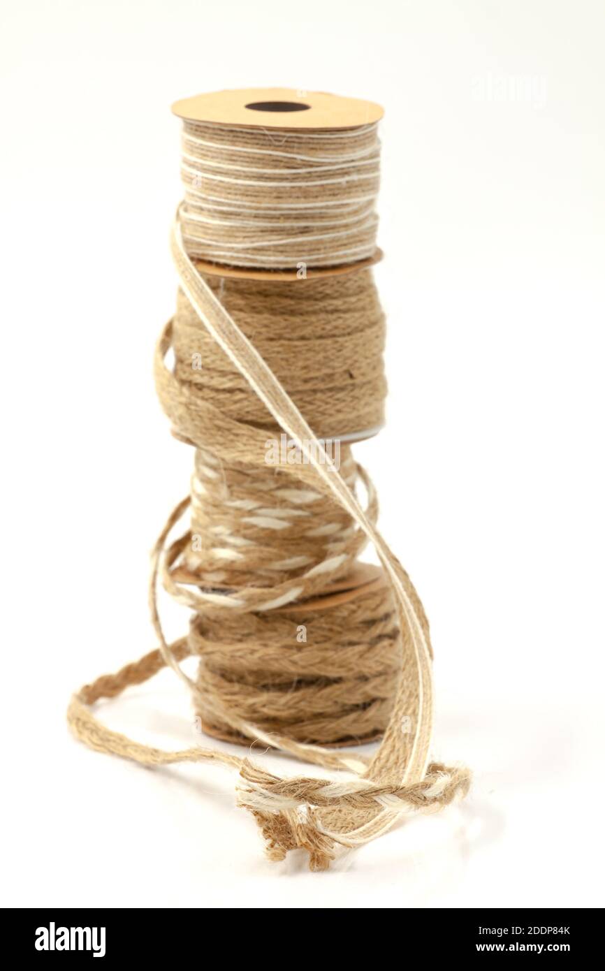 Coil of natural rope hi-res stock photography and images - Page 8