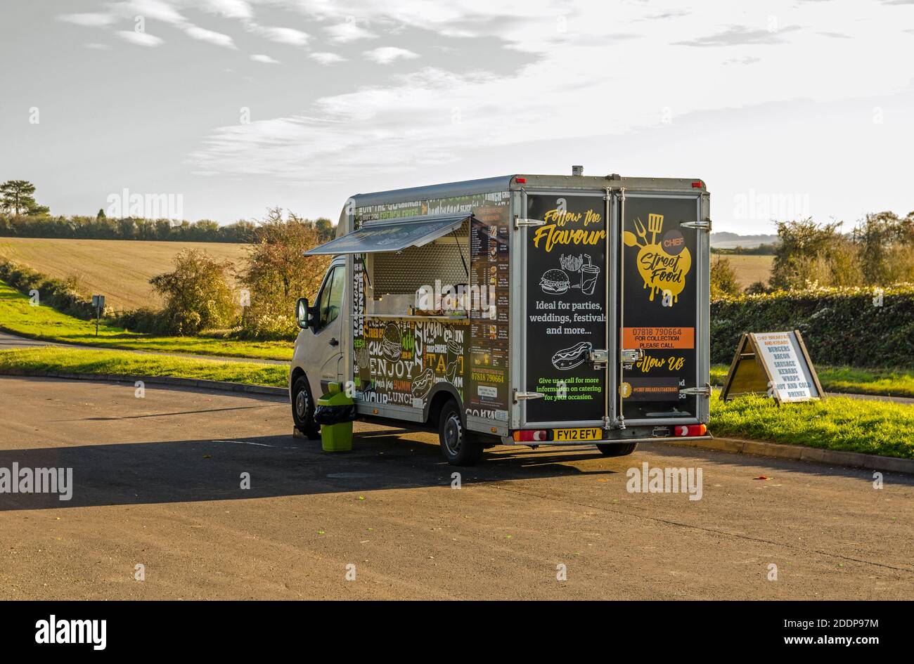 Basingstoke, UK - November 17, 2020: A kebab van parked in a lay by overlooking glorious countryside on the A339 main road in Basingstoke, Hampshire o Stock Photo