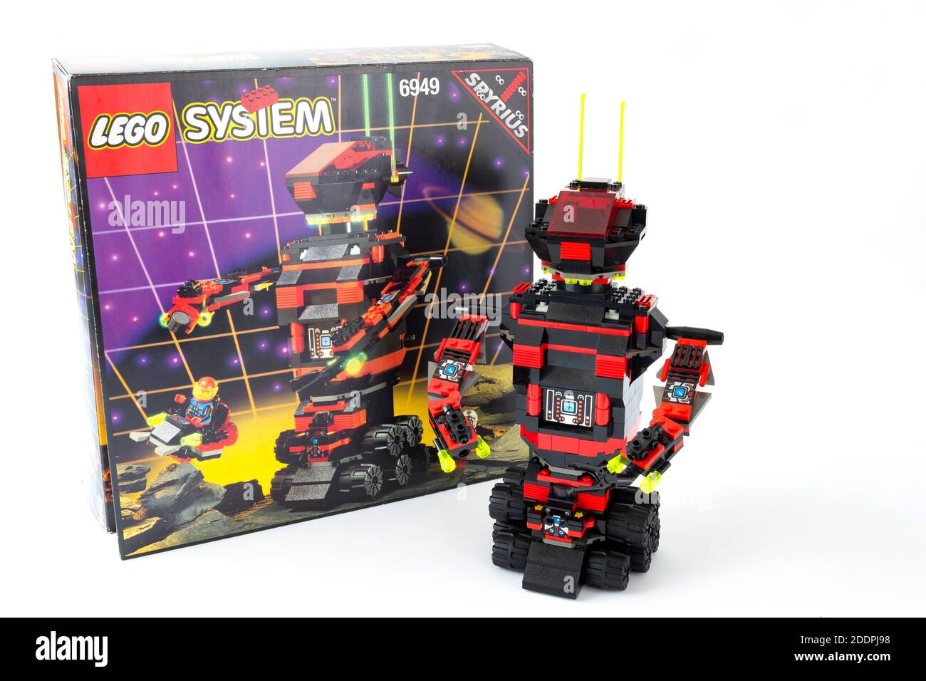 Lego set 6949 Robo-Guardian 1994, part of space/Spyrius range Stock Photo Alamy