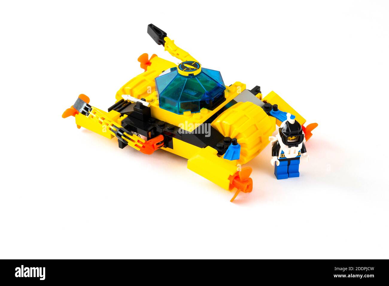 Lego set 6145 Crystal Crawler from 1996 Aquanauts range Stock Photo - Alamy