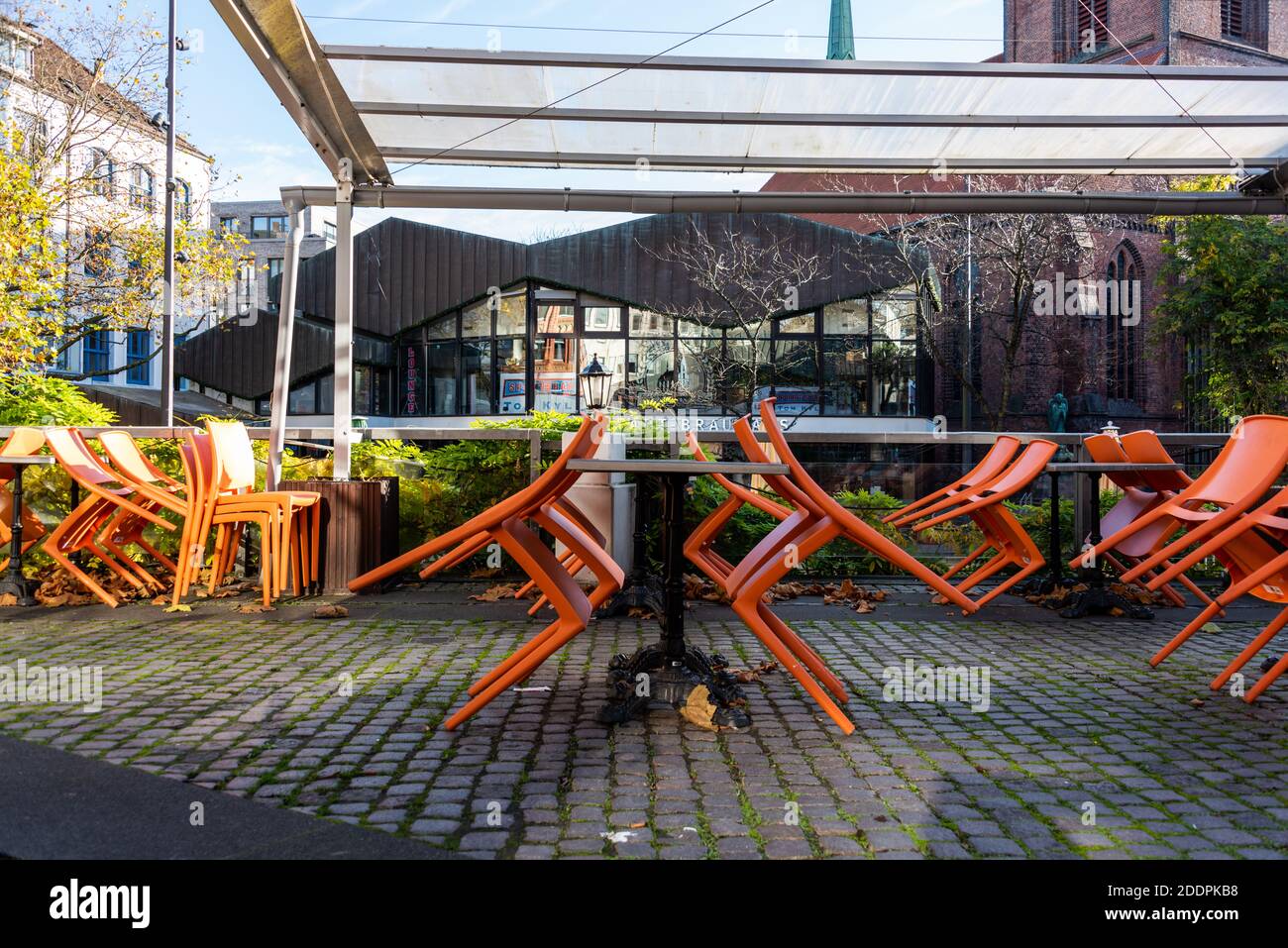 Der Alte Markt in Kiel ein gastronomischer Hotspot, während des Corona-Lockdowns menschenleer Stock Photo