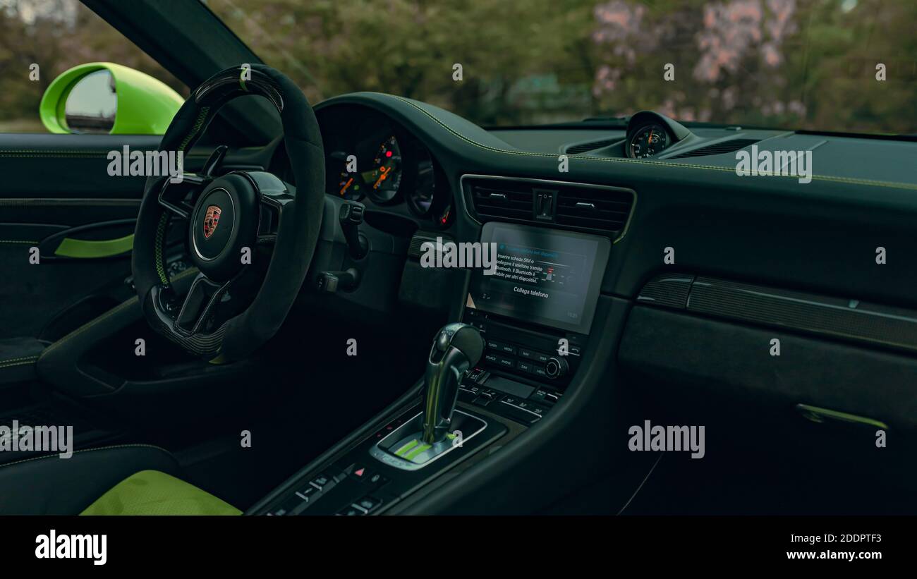 Porsche GT3 RS Interior Stock Photo - Alamy