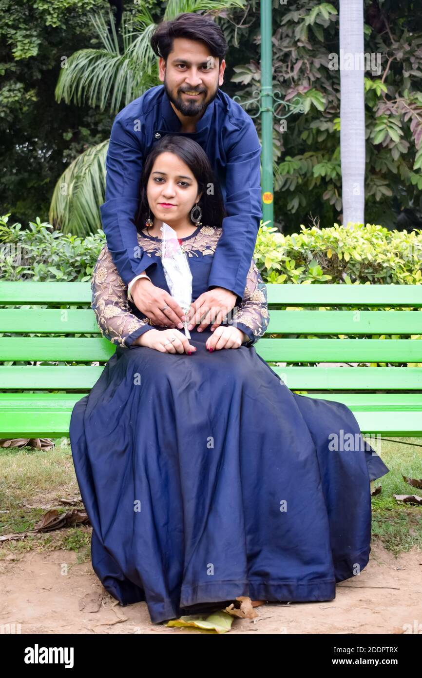 Blue Long Saree For Prewedding, Saree Length: 10 m, With Blouse