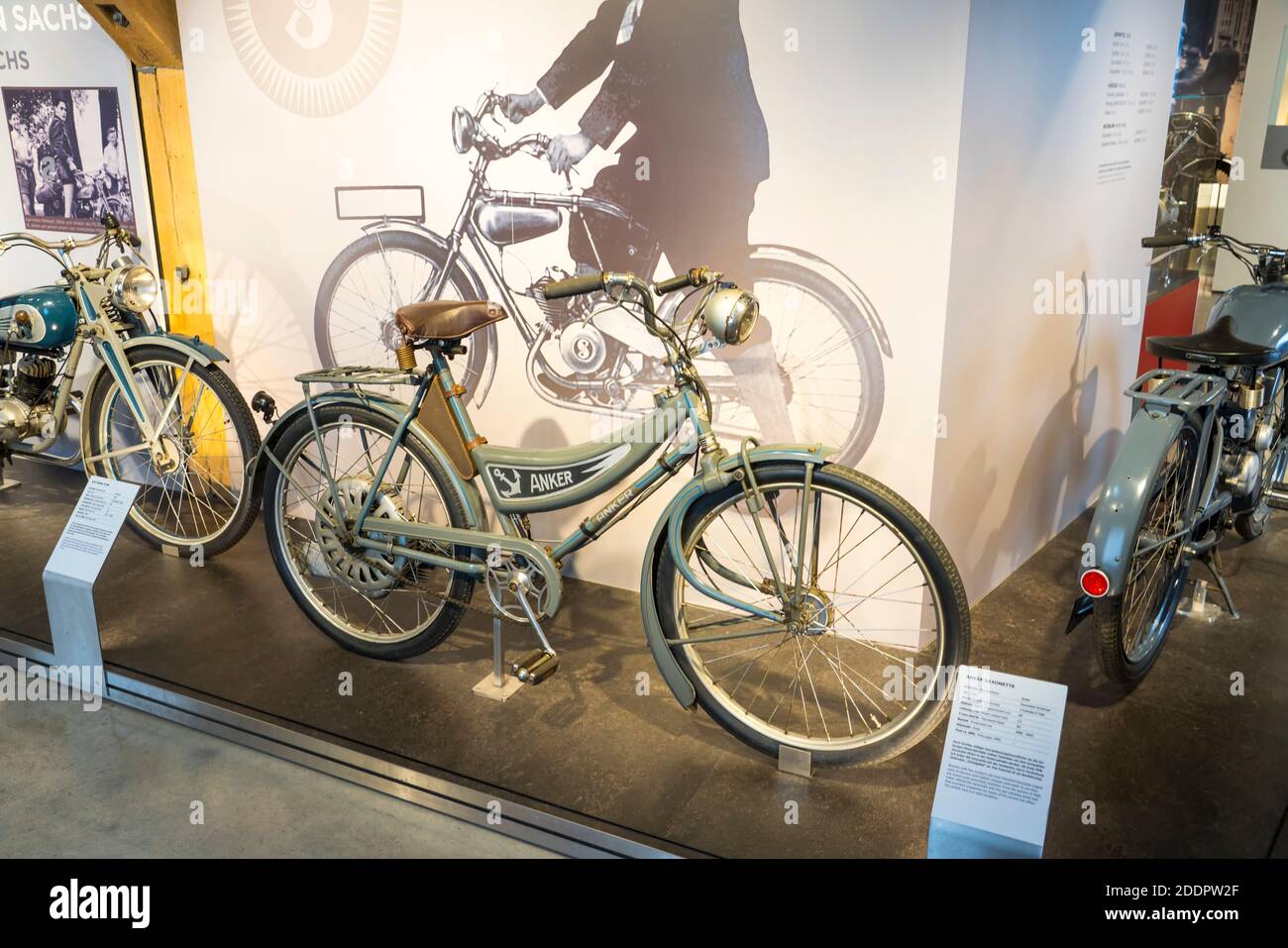 Vintage fahrrad hi-res stock photography and images - Alamy