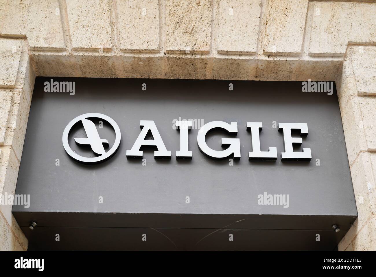 Bordeaux , Aquitaine France - 11 11 2020 : aigle sign text and logo store french BOOTS SHOES AND CLOTHING shop signage Stock Photo - Alamy