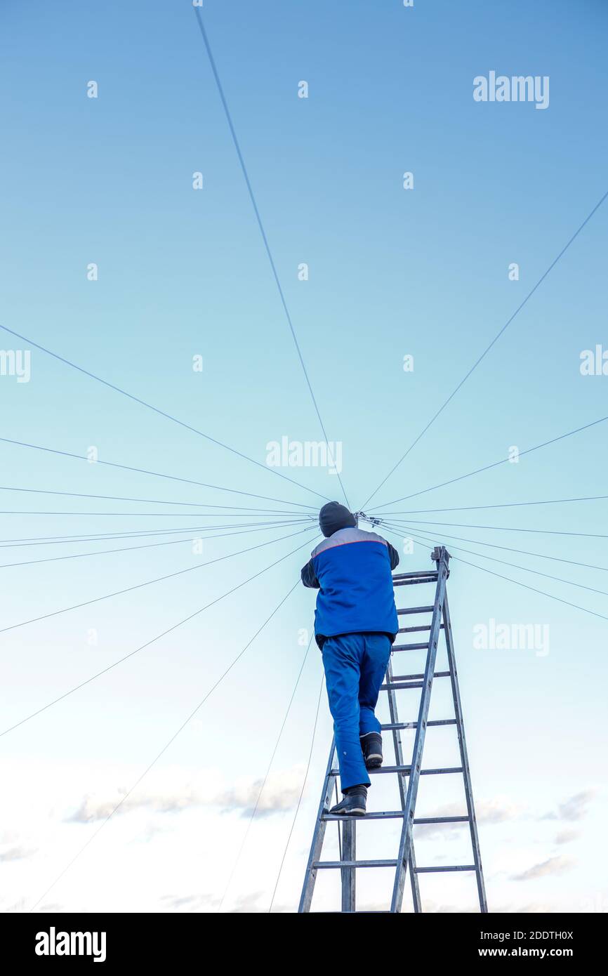 Electrician High Rises Municipal construction worker hi-res stock photography and images - Alamy