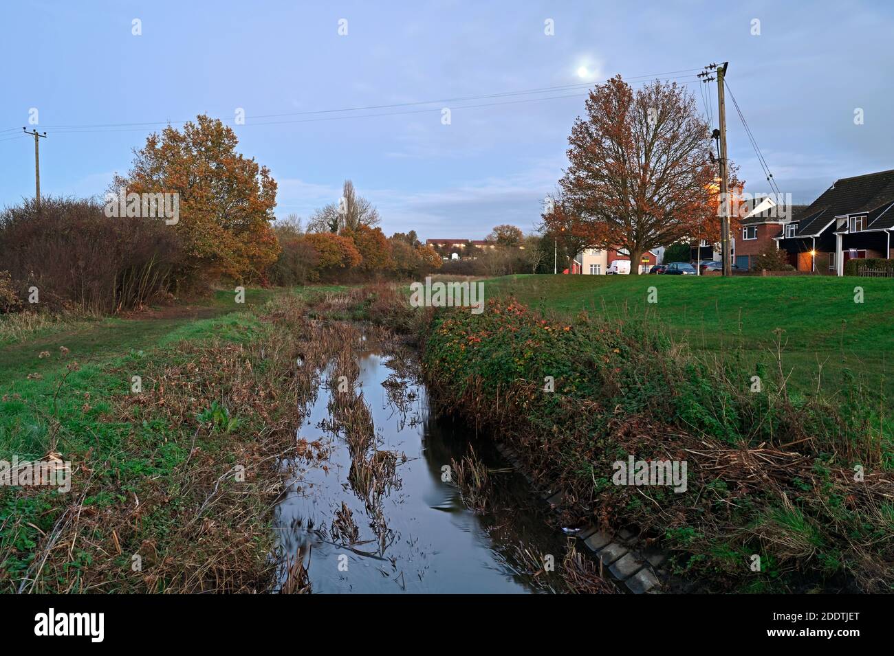 The River Crouch between the London Road Bridge and the Castledon Road