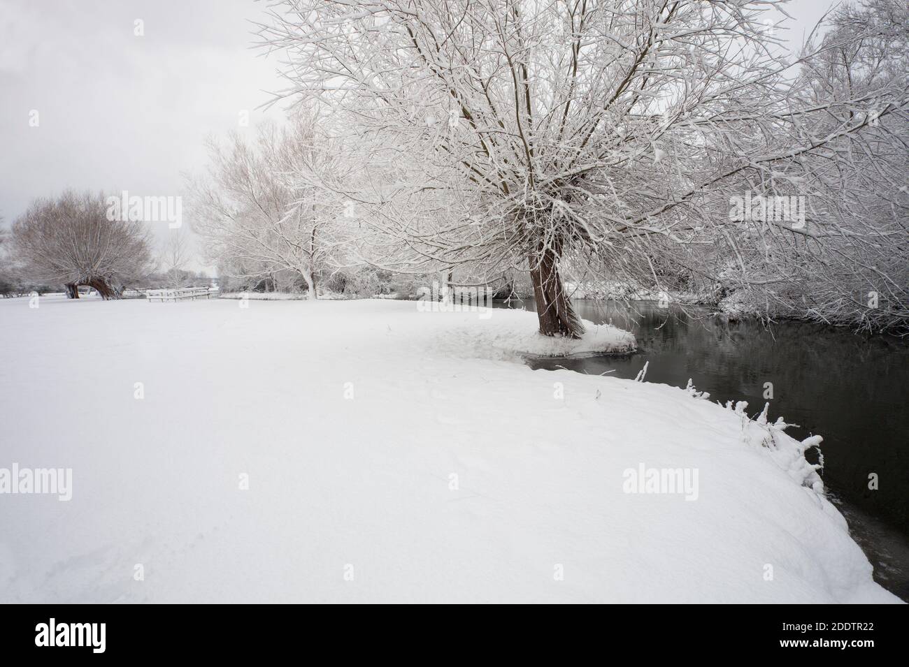 The river Stour in Flatford, Suffolk after a heavy snowfall Stock Photo