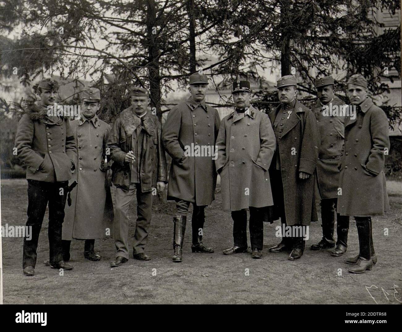 Kommandant Und Offiziere Der Kriegsvermessung No 11 In Trient Stock Photo Alamy