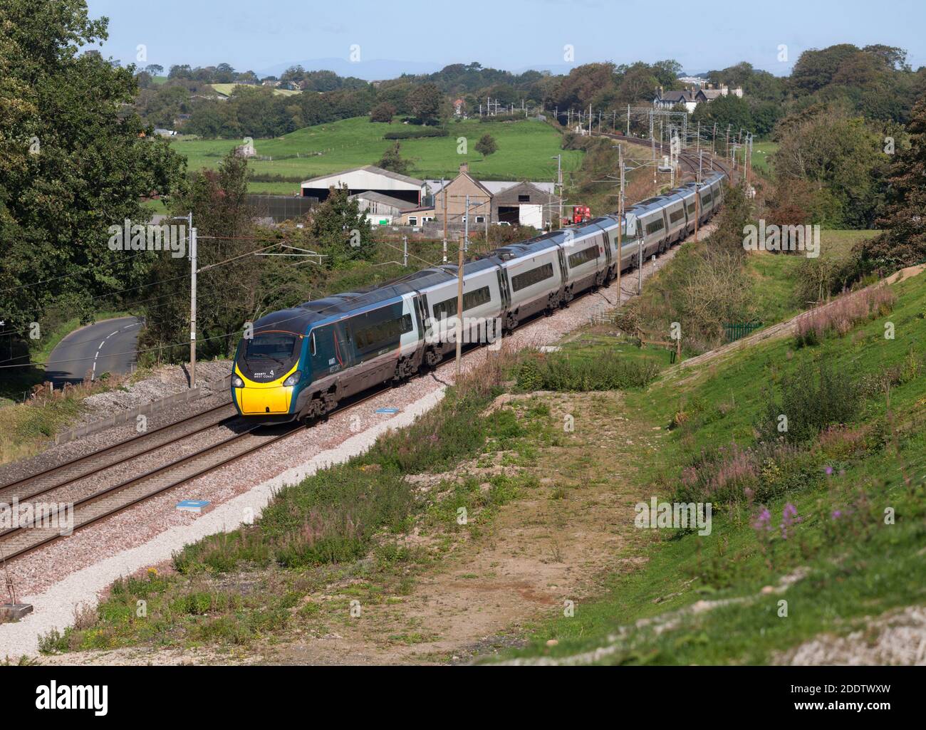 Avanti west coast Alstom Pendolino train 390104 on the west coast ...